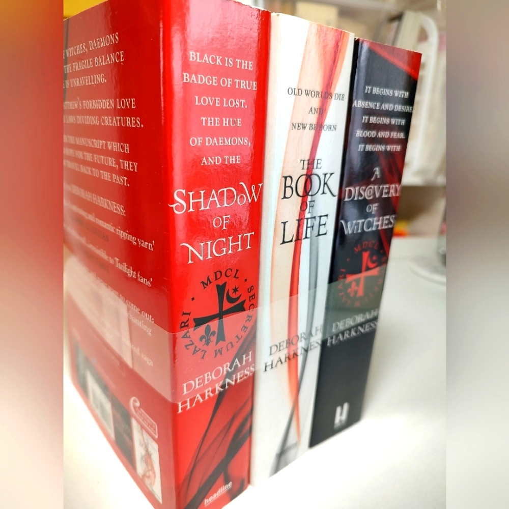 A Discovery of Witches 3 book paperback set - Picture 2 of 3